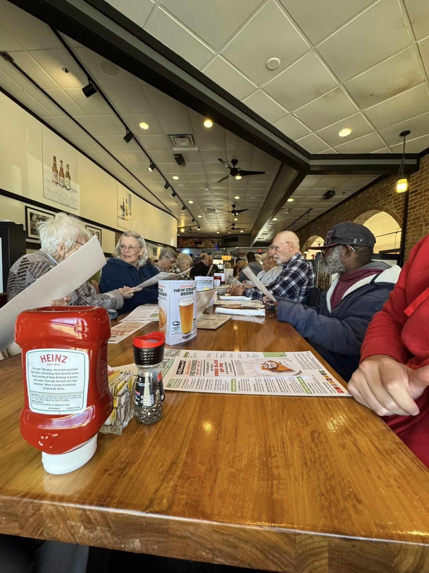 O'Charley's Lunch 2025