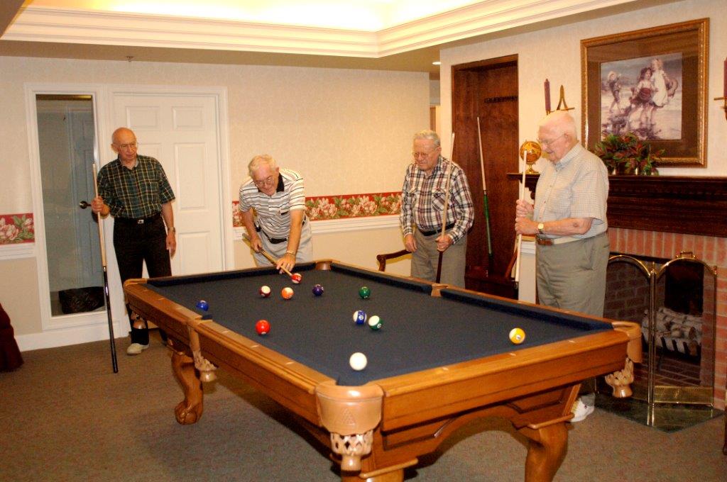 pool, activities, senior living community, programs, wedgewood estates
